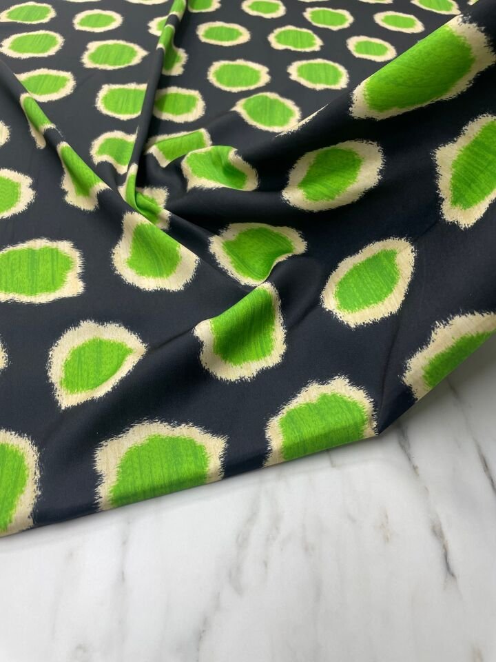 Siyah Yuvarlaklı Desen Elbiselik Gömleklik Tivil Saten Kumaş