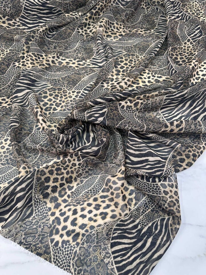 Leopar Zebra Şifon Kumaş Yumuşak Yapıya Sahip