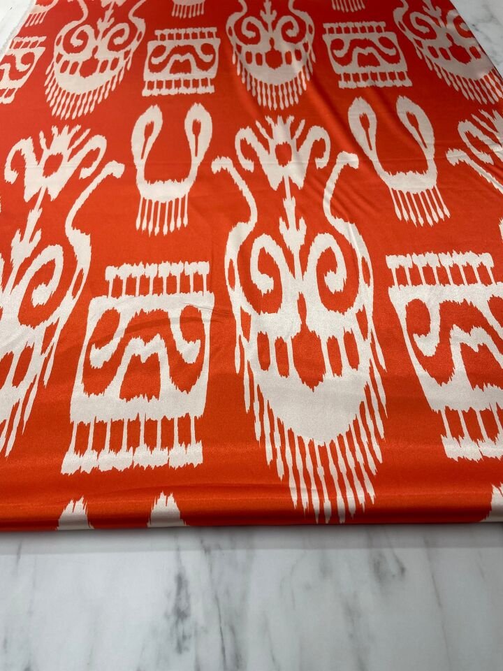 Turuncu İkat Desen Elbiselik Gömleklik Tivil Saten Kumaş