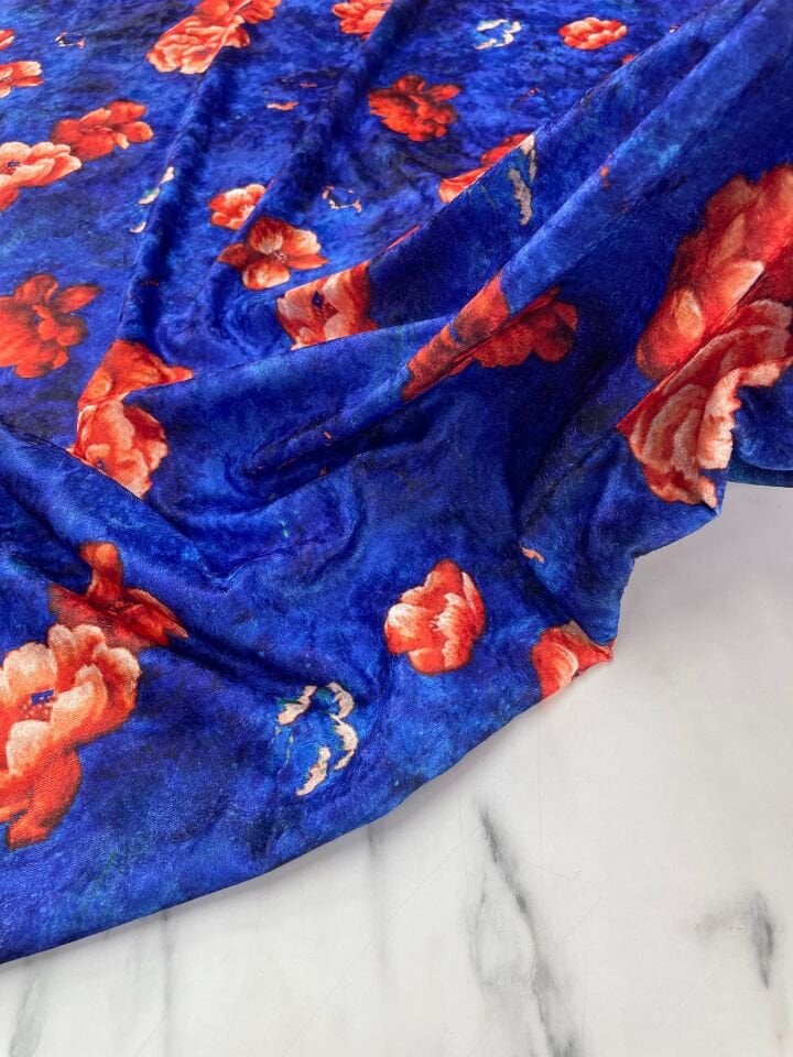 Lacivert Mersin Çiçeği Desen Elbiselik Kadife Kumaş