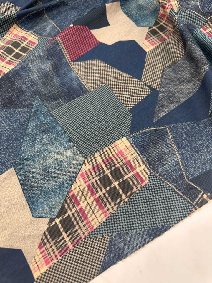 Desenli Windeks Süet Yumuşak Dökümlü Yapıya Sahip