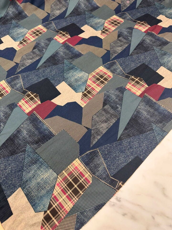 Desenli Windeks Süet Yumuşak Dökümlü Yapıya Sahip