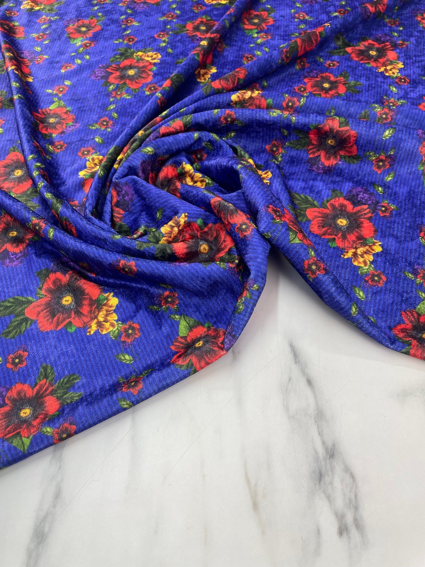 Lacivert Çiçek Desen Elbiselik Kadife Kumaş