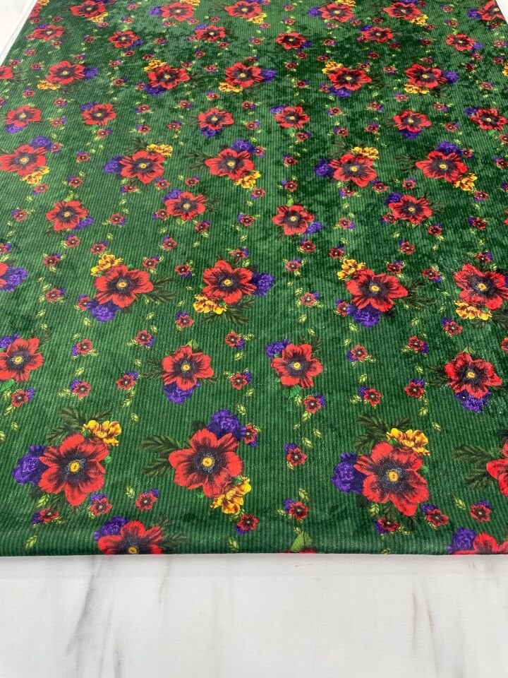 Yeşil Mevera Desen Elbiselik Kadife Kumaş