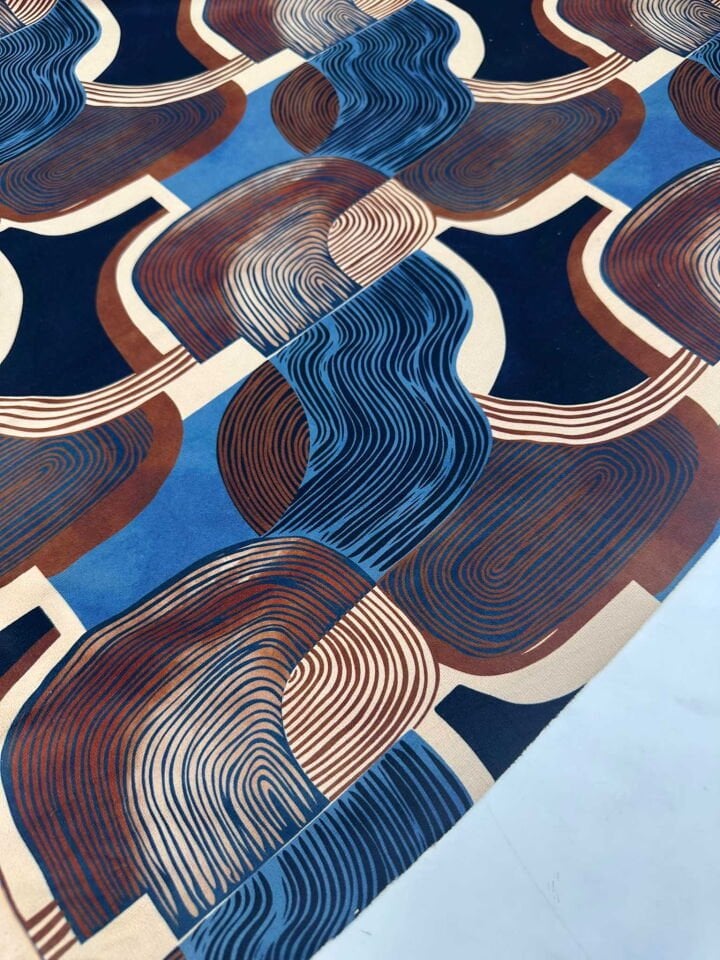 Desenli Windeks Süet Dökümlü Yumuşak Dokuya Sahip