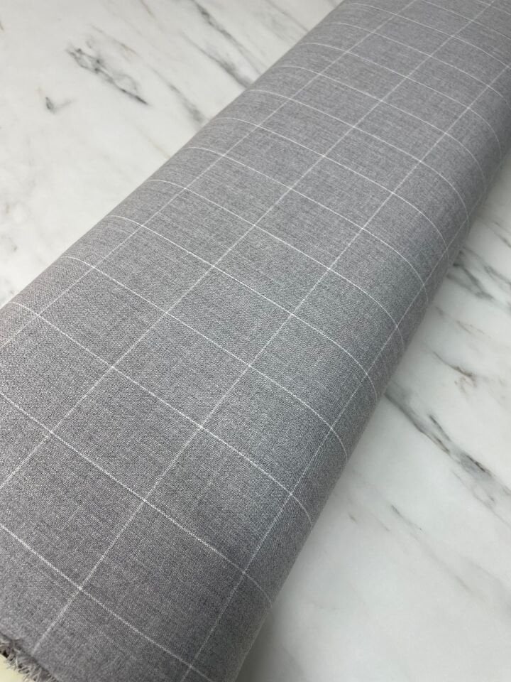 Acık Gri Kareli Elbiselik Pantolonluk Poliviskon Kumaş