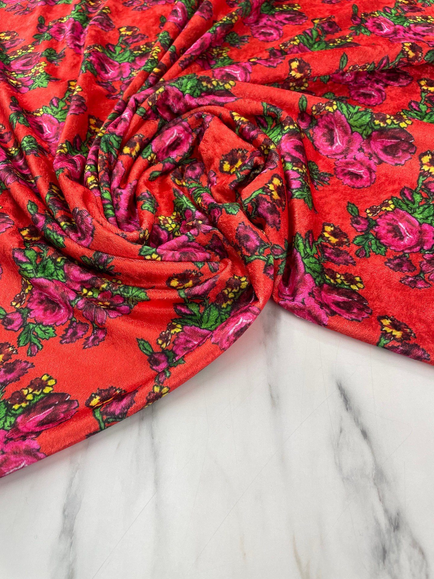 Turuncu Gül Desen Elbiselik Kadife Kumaş