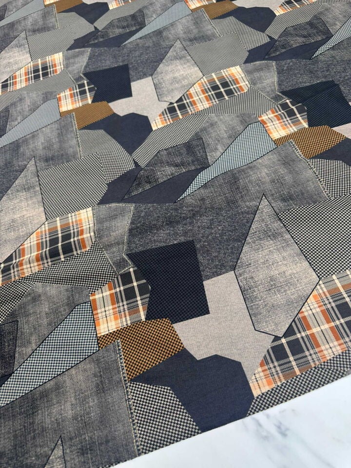 Desenli Windeks Süet Yumuşak Dökümlü Yapıya Sahip