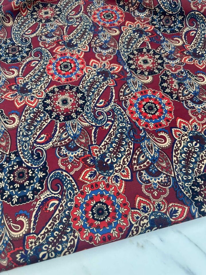 Desenli Windeks Süet Yumuşak Dökümlü Yapıya Sahip