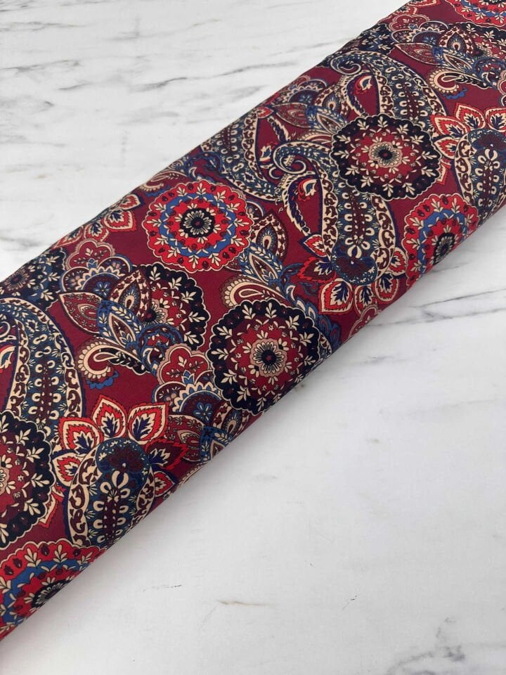 Desenli Windeks Süet Yumuşak Dökümlü Yapıya Sahip