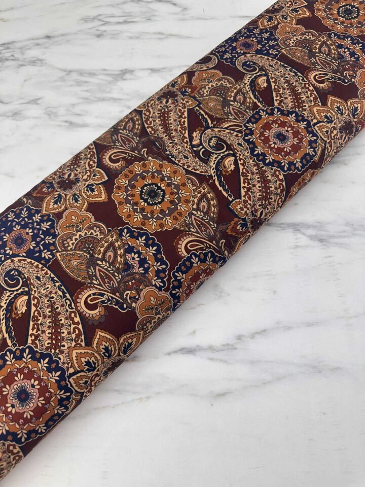 Desenli Windeks Süet Yumuşak Dökümlü Yapıya Sahip