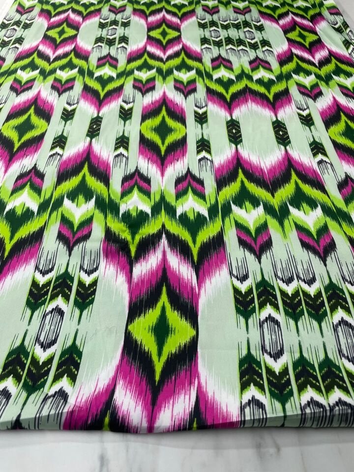 Urla Desen Elbiselik Gömleklik Tivil Saten Kumaş