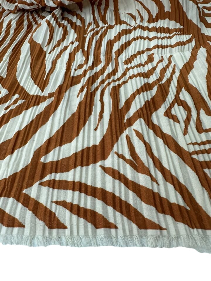 Zebra Desen Ebiselik Eteklik Gofre Kumaş