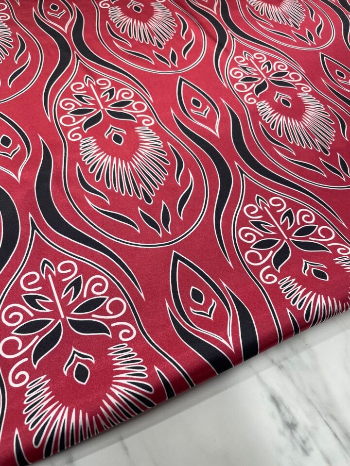 Kırmızı İkat Desen Elbiselik Gömleklik Tivil Saten Kumaş