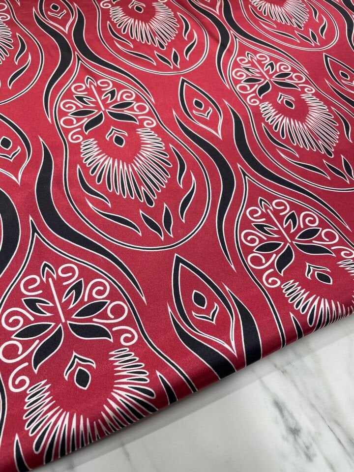 Kırmızı İkat Desen Elbiselik Gömleklik Tivil Saten Kumaş
