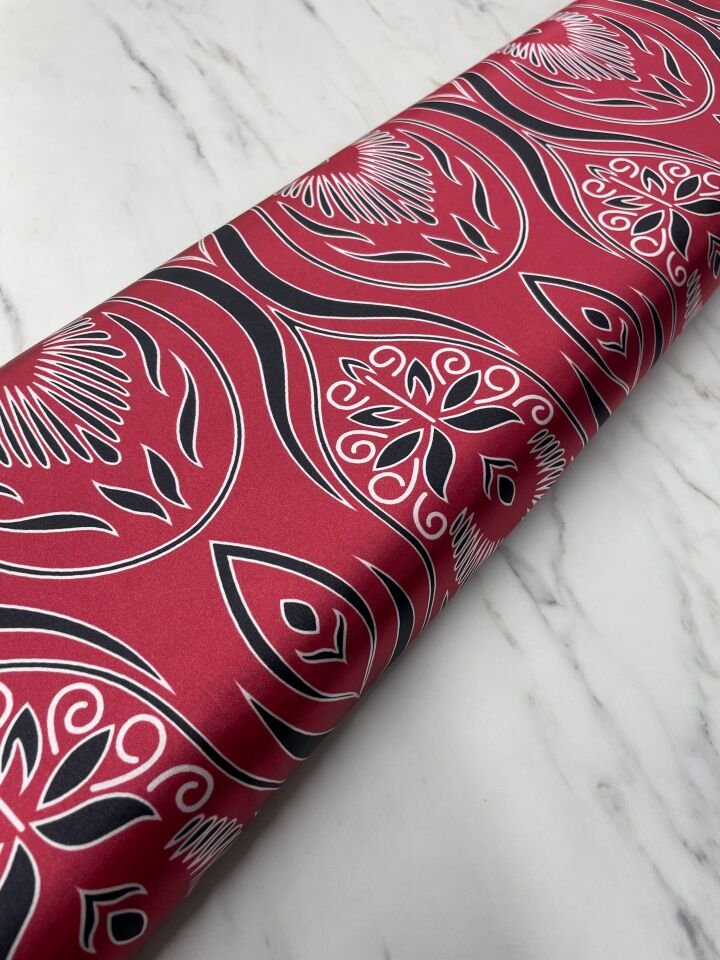 Kırmızı İkat Desen Elbiselik Gömleklik Tivil Saten Kumaş