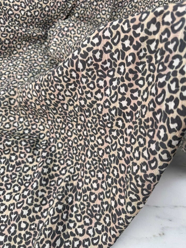 Pamuklu Leopar Kumaş Yumuşak Dökümlü