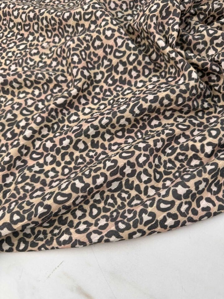 Pamuklu Leopar Kumaş Yumuşak Dökümlü
