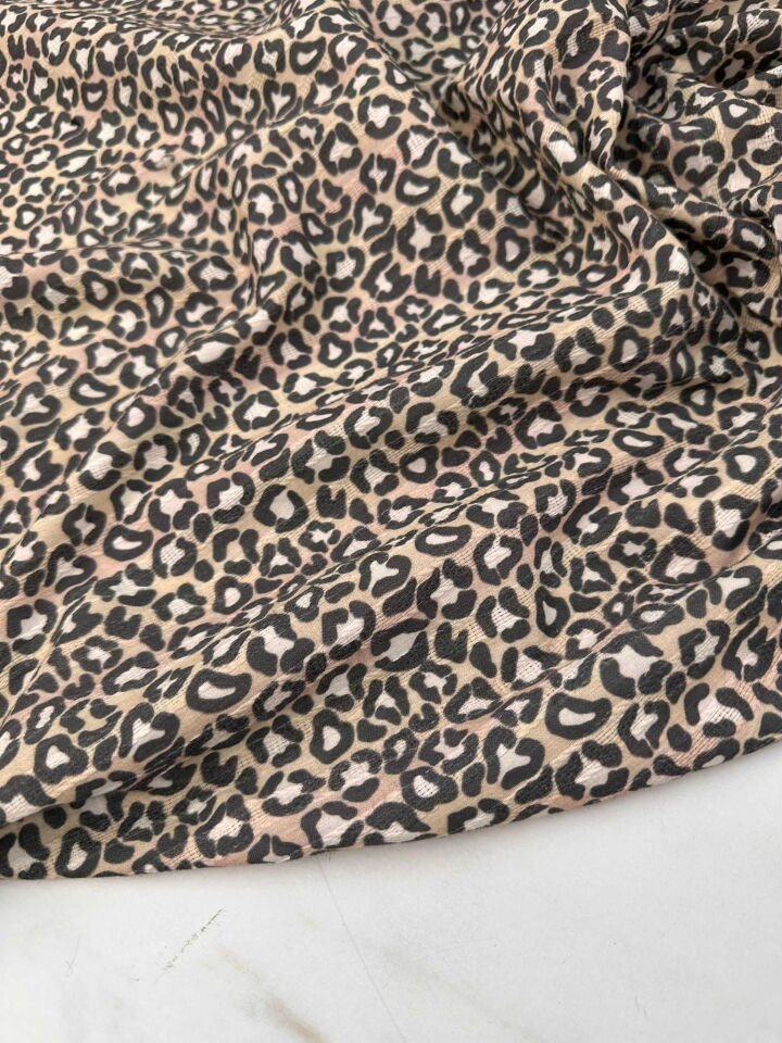 Pamuklu Leopar Kumaş Yumuşak Dökümlü