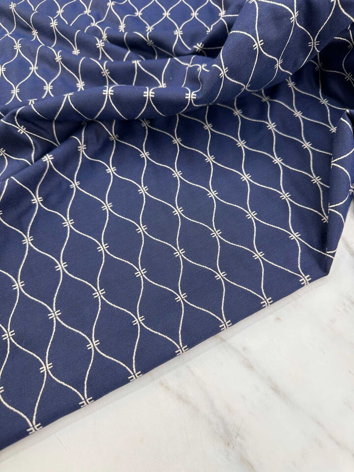 Lacivert Renk Çift Taraflı Kapıtone Model Pamuklu Kumaş