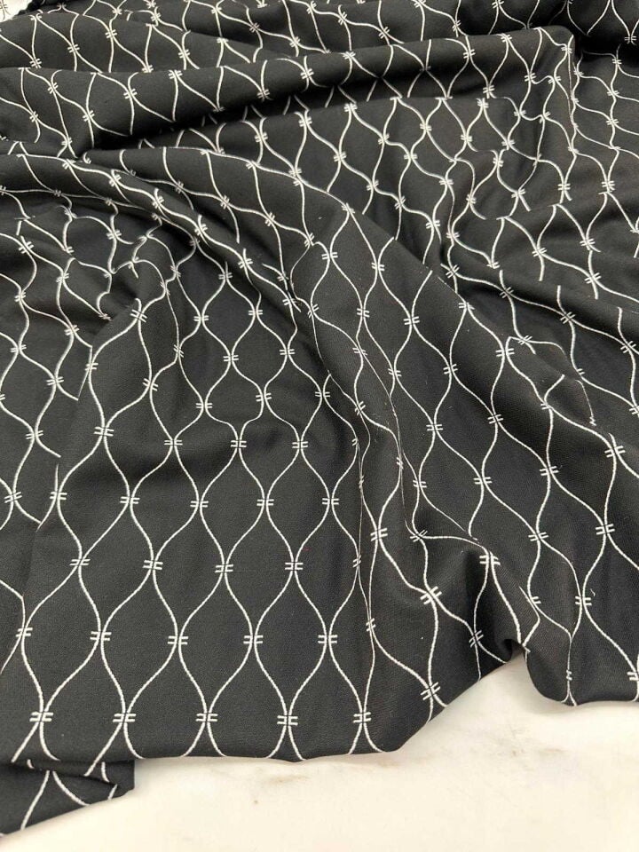 Siyah Renk Çift Taraflı Kapıtone Model Pamuklu Kumaş