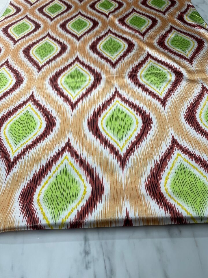 Viyana Desen Elbiselik Gömleklik Tivil Saten Kumaş