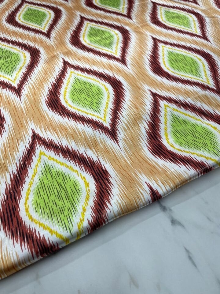 Viyana Desen Elbiselik Gömleklik Tivil Saten Kumaş