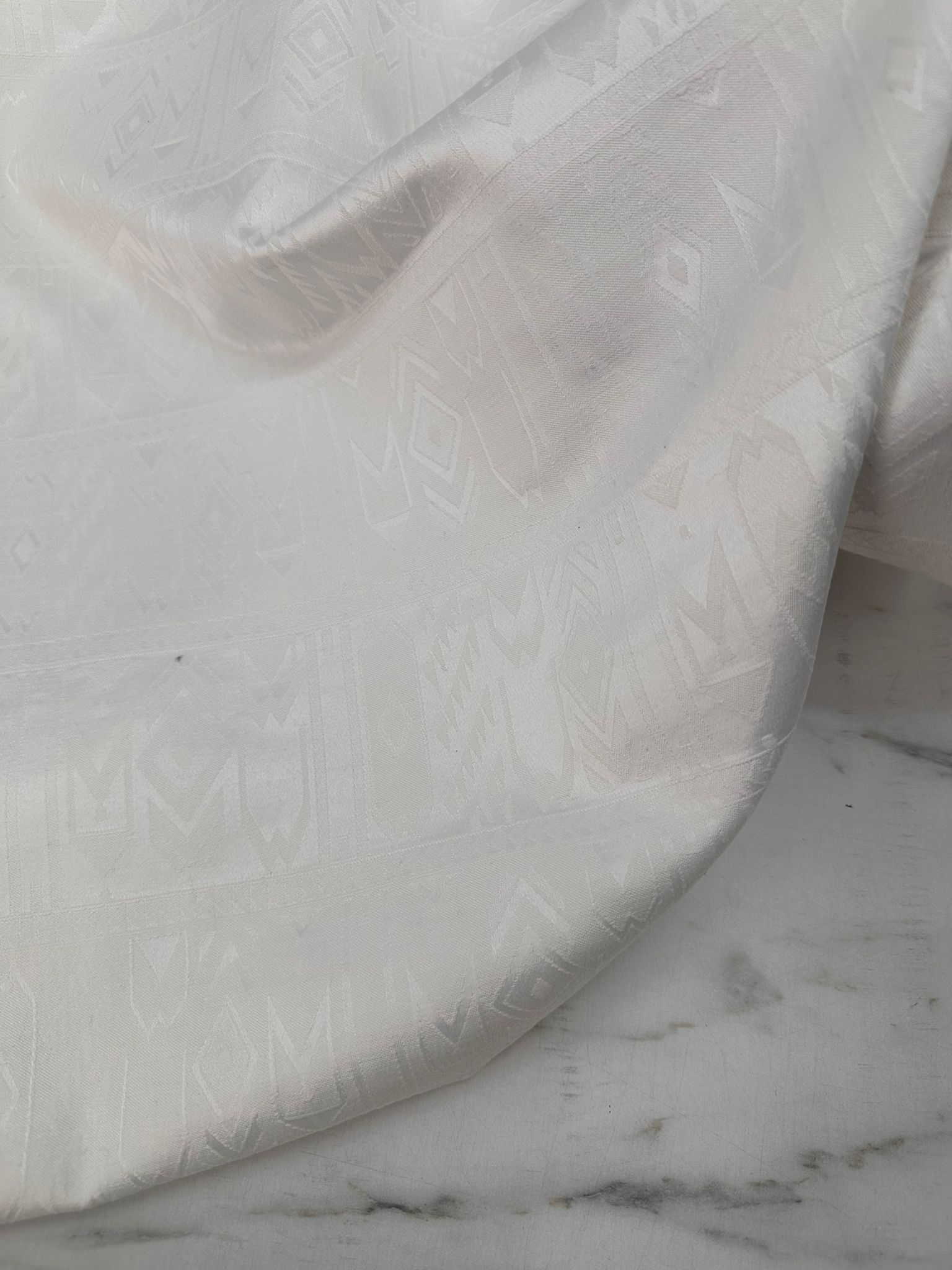 Panuklu Kendinden Desenli Likralı Kumaş