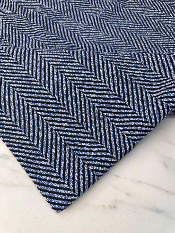 Mavi Balık Sırtı Kumaş Kaban Etek Ceket