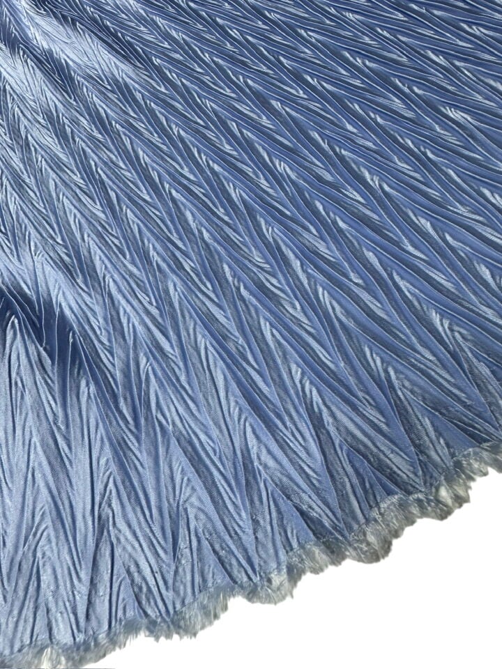 Bebe Mavisi Verdi Desen Saten Elbiselik Eteklik Pilise Kumaş