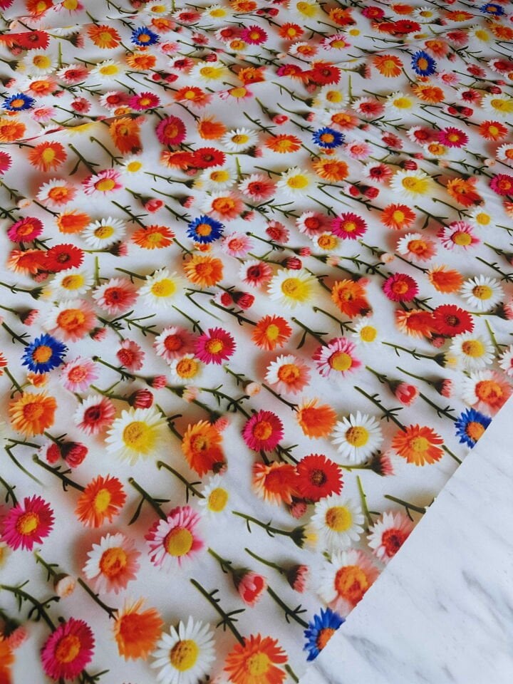 Papatya Bahçesi Desen Elbiselik Krep Kumaş Elbise Etek Gömlek Şalvar