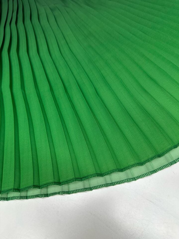 Yeşil Siyah Degrede Desen Ebiselik Eteklik Pilise Şifon Kumaş