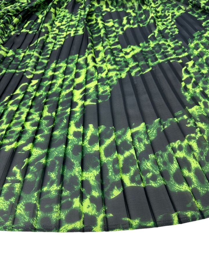 Yeşil Leopar Desen Ebiselik Eteklik Pilise Şifon Kumaş