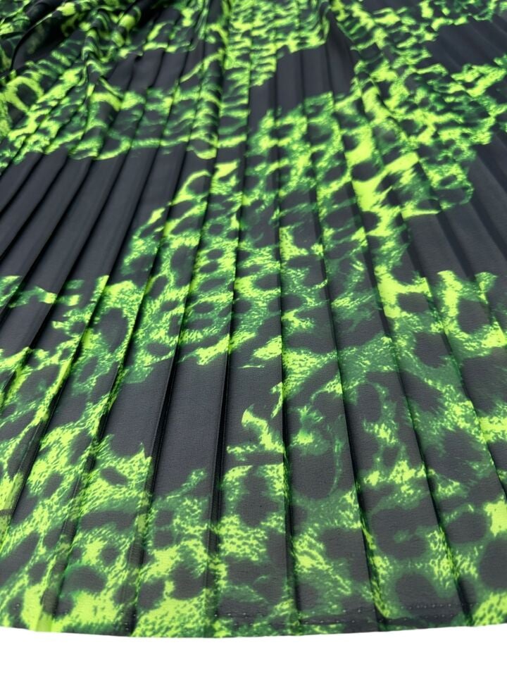 Yeşil Leopar Desen Ebiselik Eteklik Pilise Şifon Kumaş