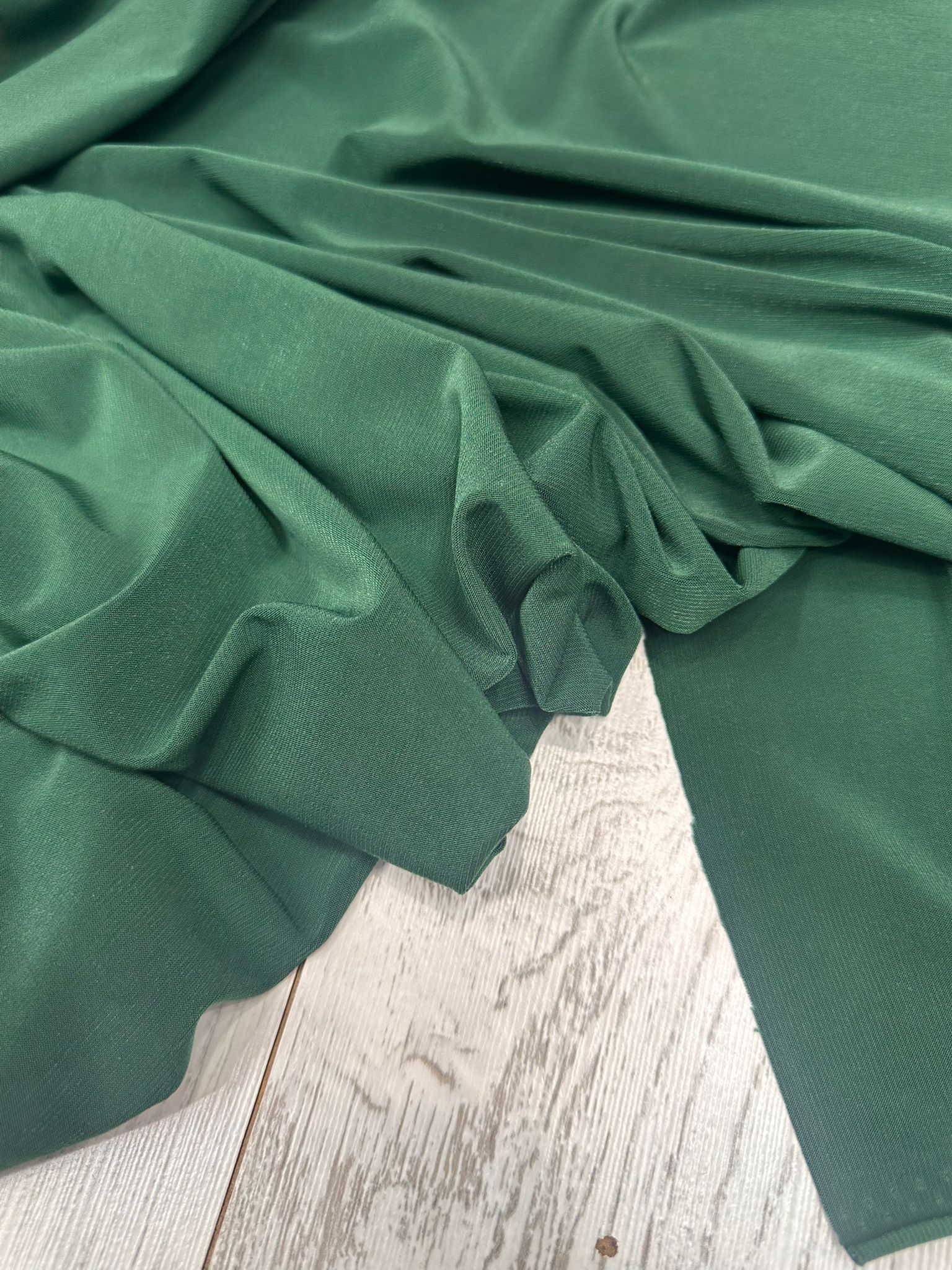 Zümrüt Yeşili En Boy Likralı Jarse Kumaş