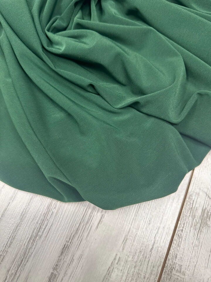 Zümrüt Yeşili En Boy Likralı Jarse Kumaş