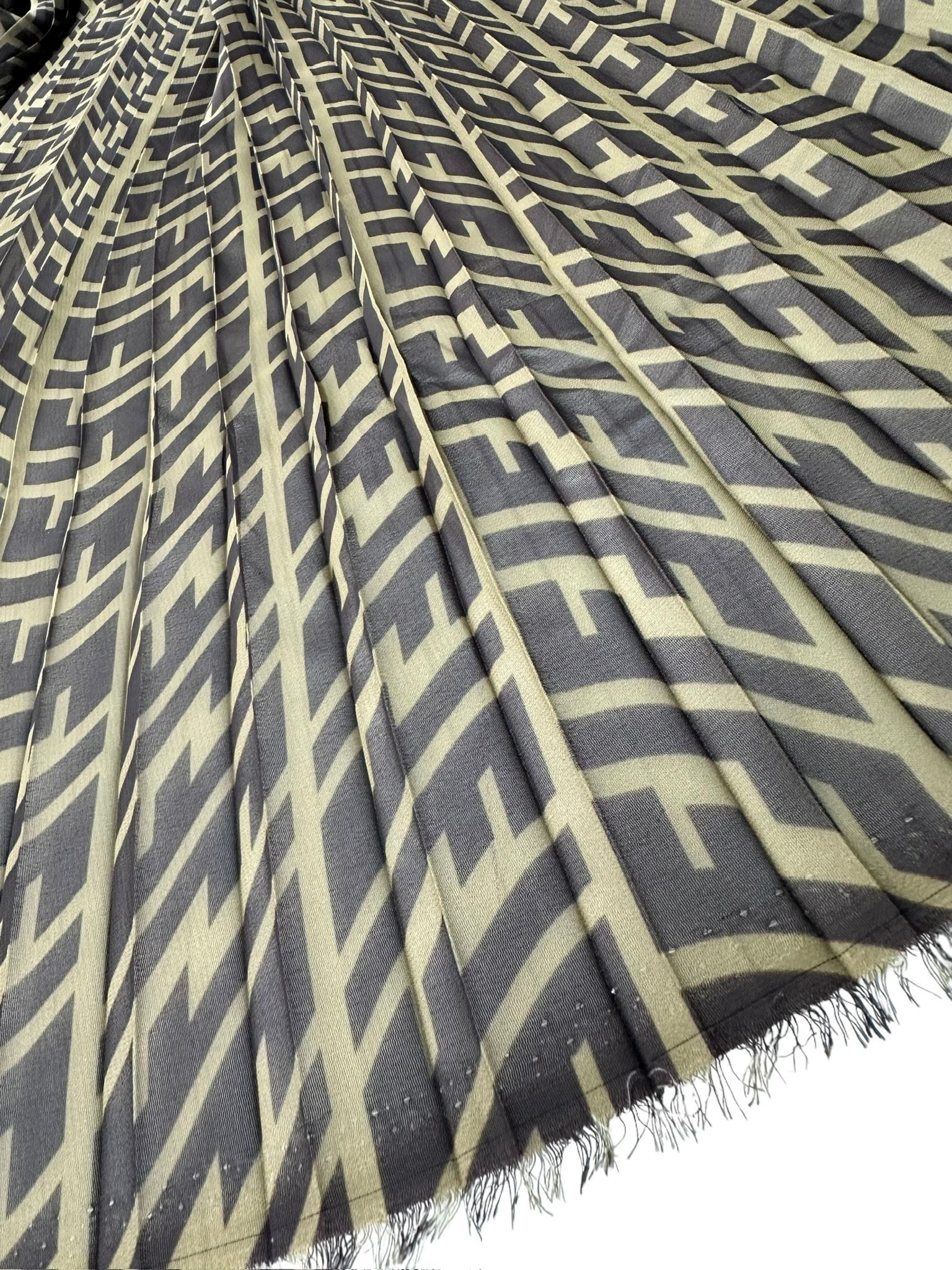 F Desen Ebiselik Eteklik Pilise Şifon Kumaş