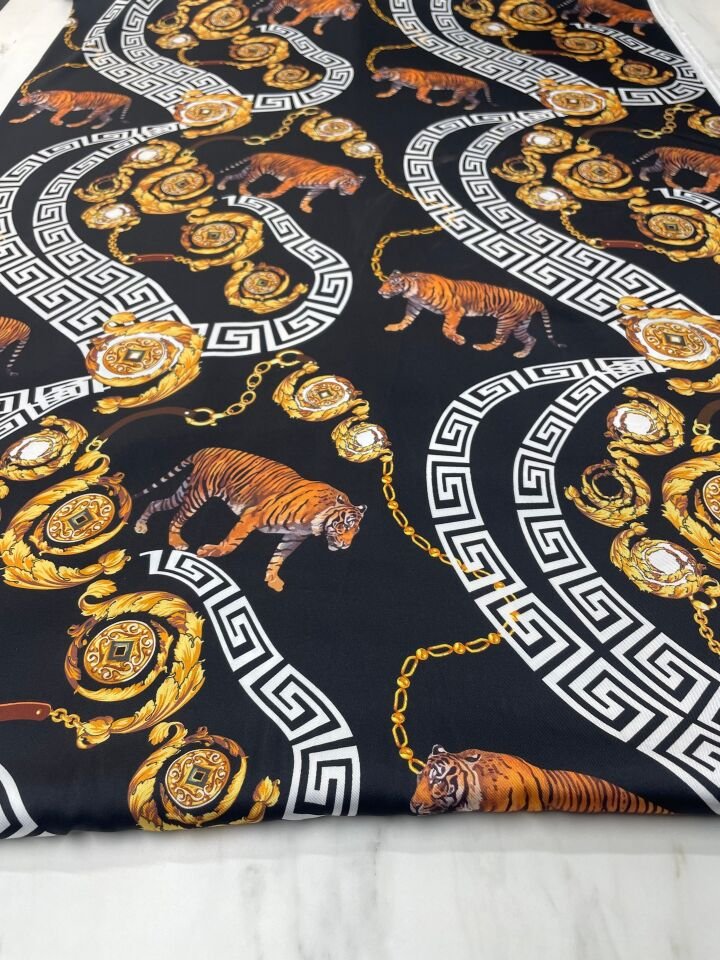 Siyah Kaplan Desen Elbiselik Gömleklik Tivil Saten Kumaş