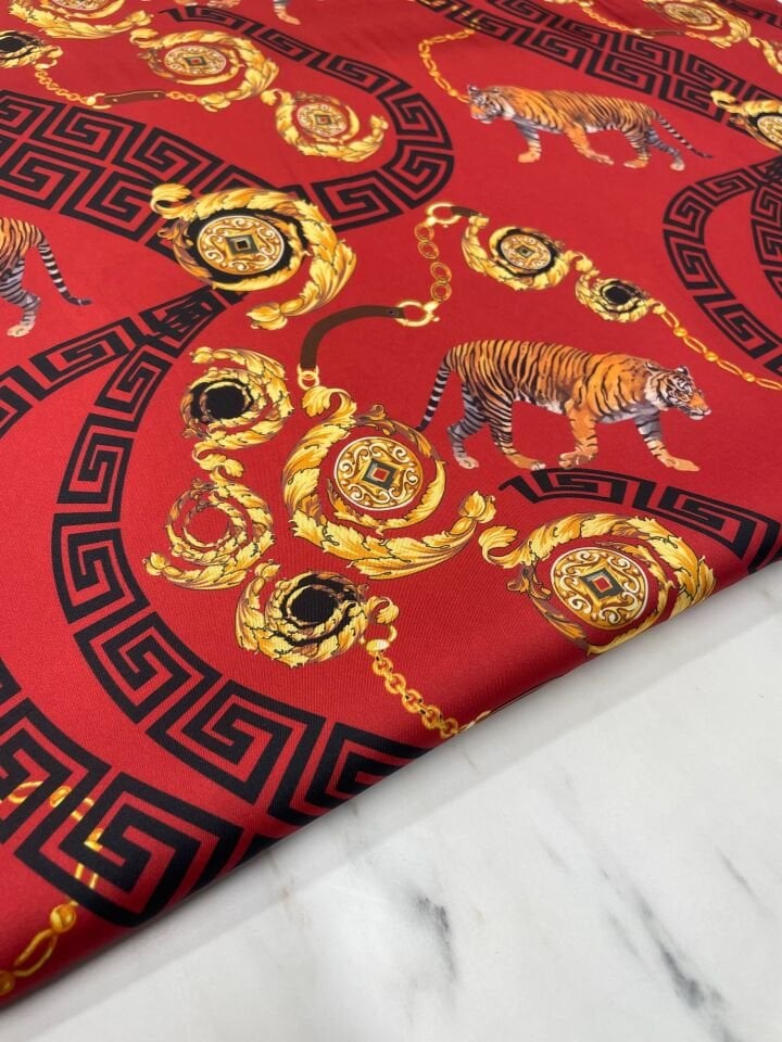 Kırmızı Kaplan Desen Elbiselik Gömleklik Tivil Saten Kumaş