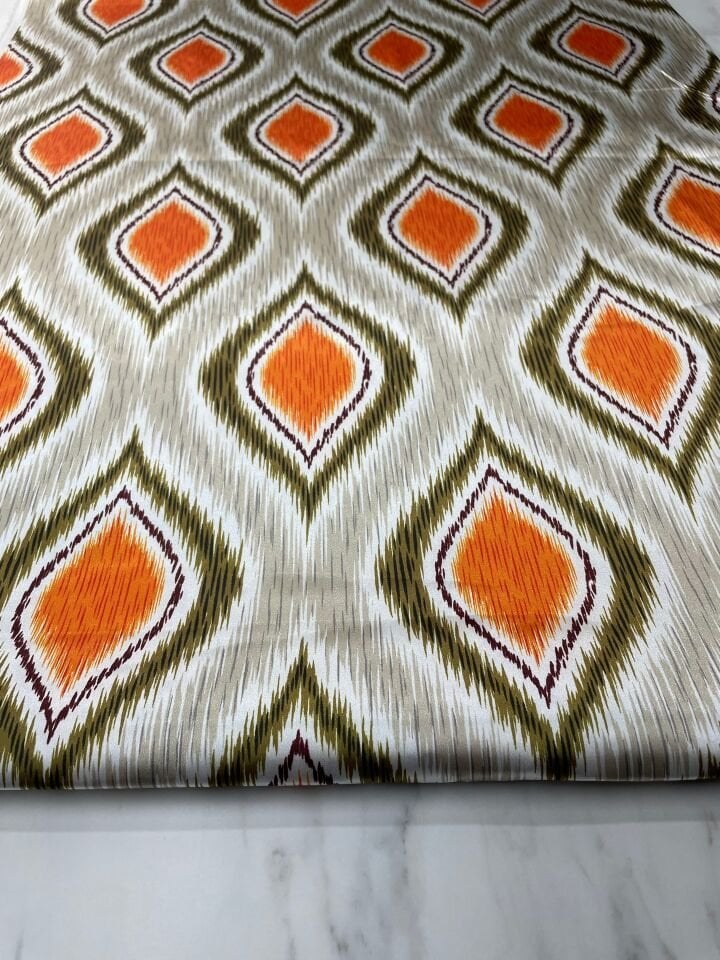 İkat Desen Elbiselik Gömleklik Tivil Saten Kumaş