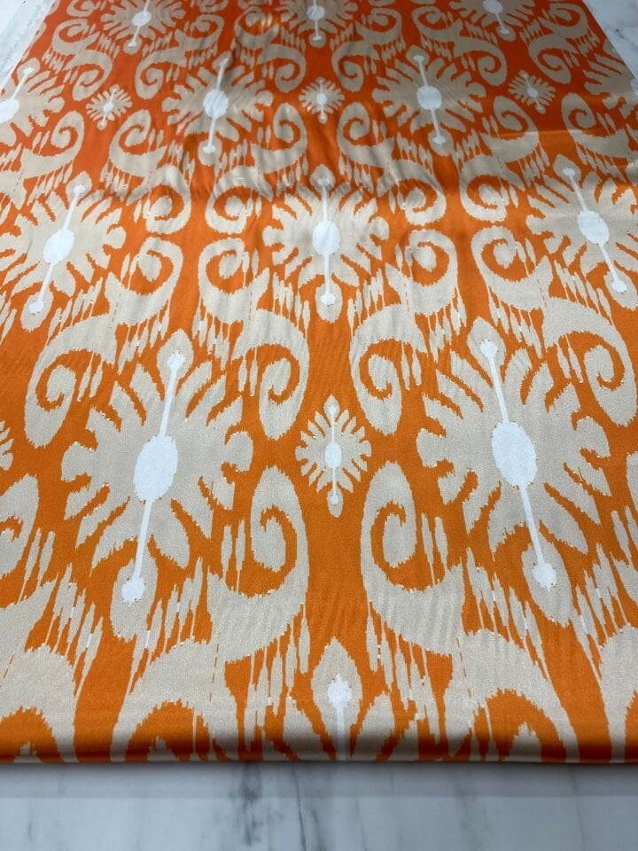 Turuncu İkat Desen Elbiselik Gömleklik Tivil Saten Kumaş