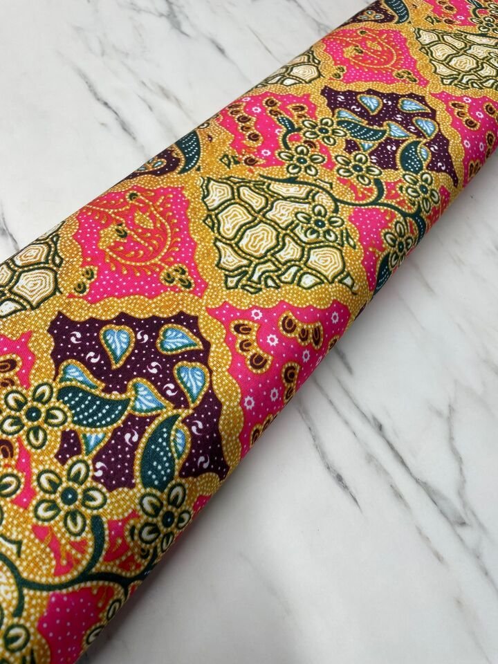 Özbek Desen Elbiselik Gömleklik Tivil Saten Kumaş