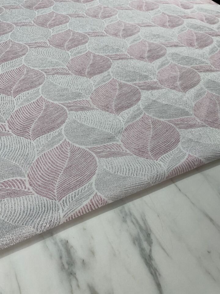 Yaprak Desen Elbiselik Brokar Kumaş
