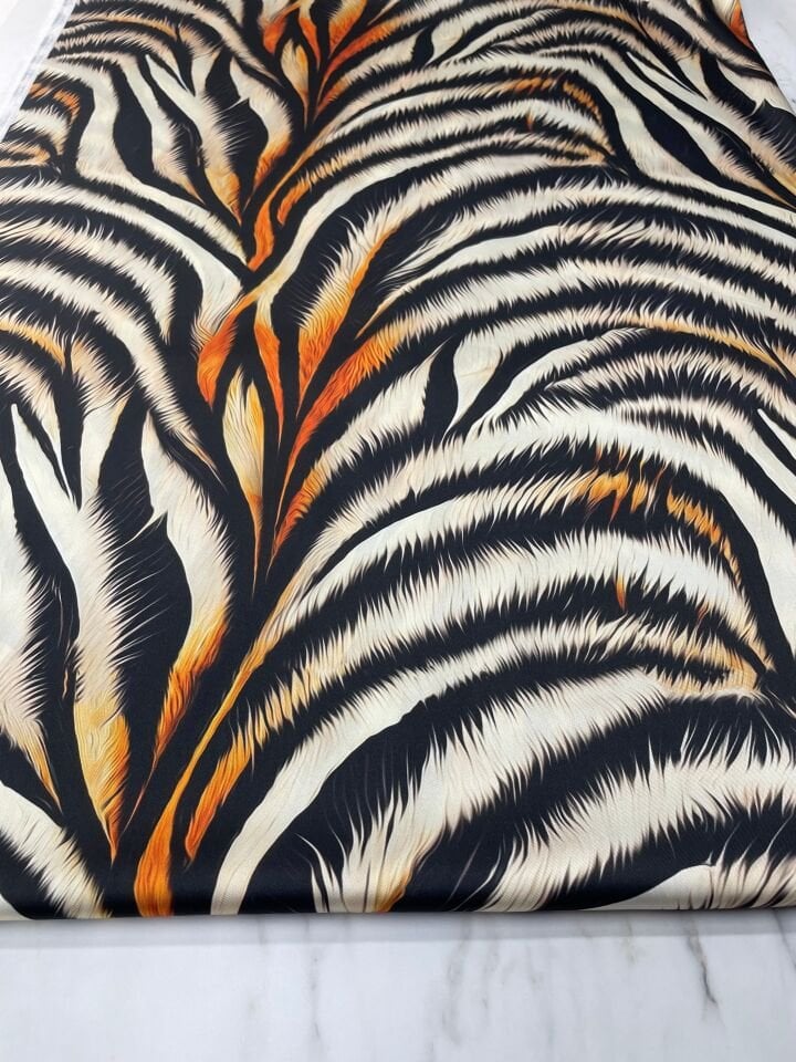 Kaplan Desen Elbiselik Gömleklik Tivil Saten Kumaş