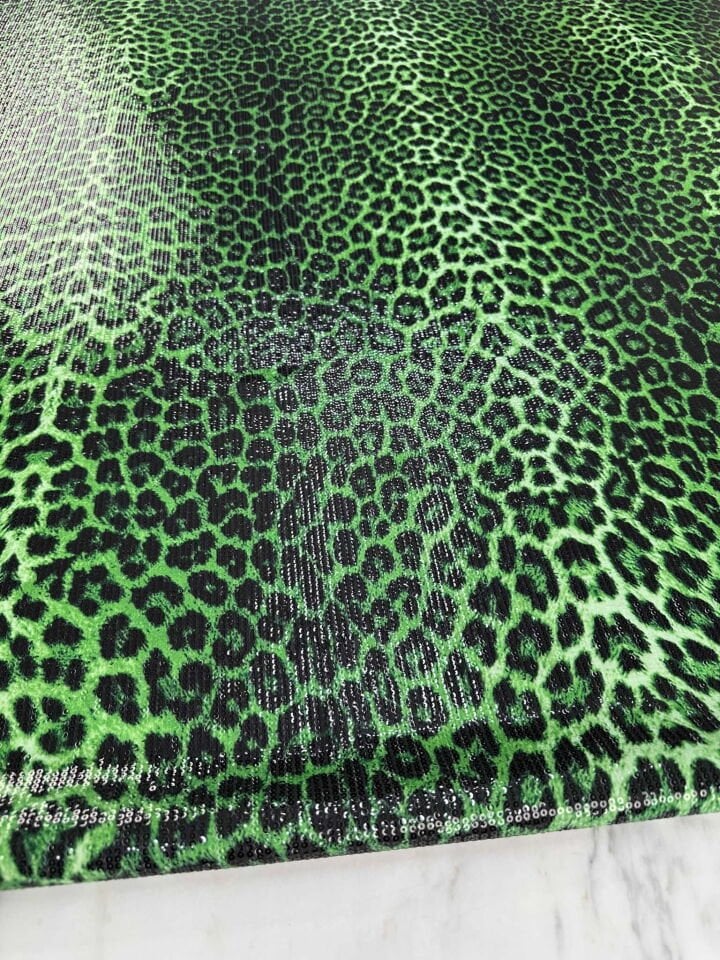 Leopar Desen Likralı Jarse Üstü 3 Milim Payet Kumaş
