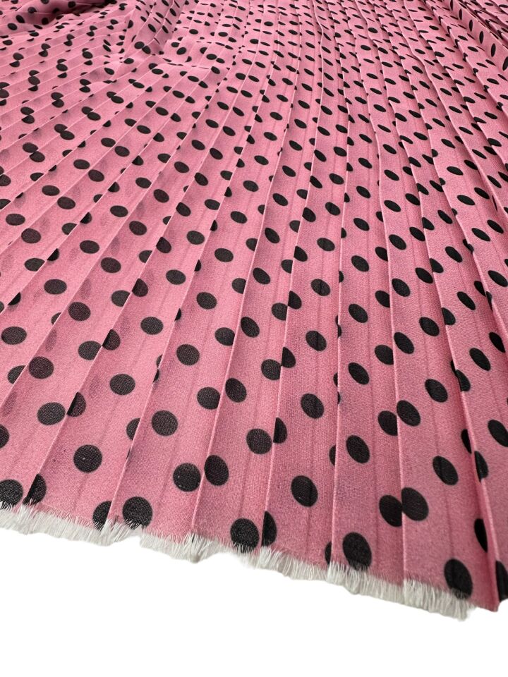 Pembe Puantiye Desen Ebiselik Eteklik Pilise Şifon Kumaş