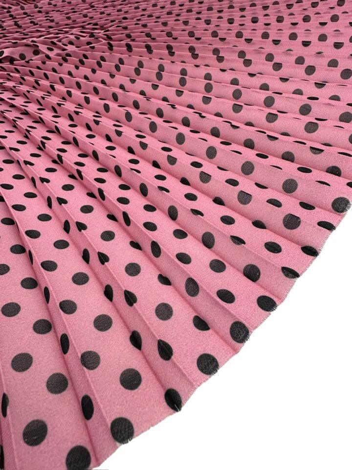 Pembe Puantiye Desen Ebiselik Eteklik Pilise Şifon Kumaş