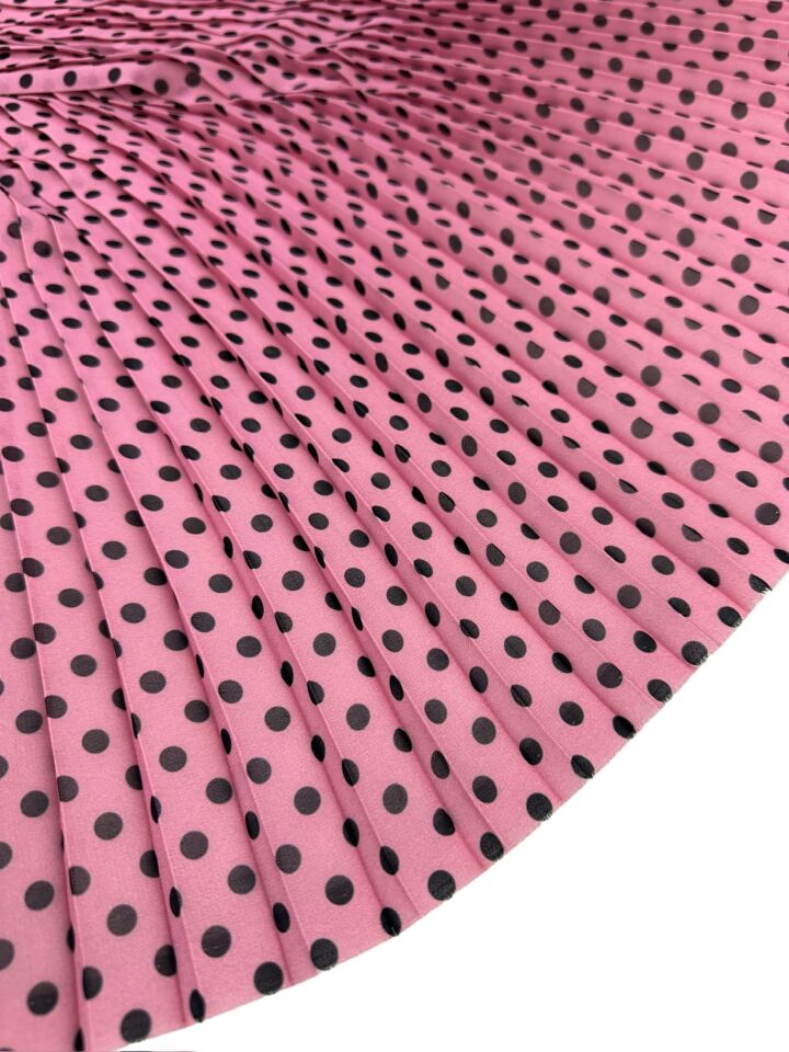 Pembe Puantiye Desen Ebiselik Eteklik Pilise Şifon Kumaş