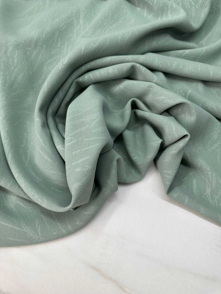 Fantazi Ürün Mint Yeşili Yakma Rubi Krep Dökümlü Yumuşak