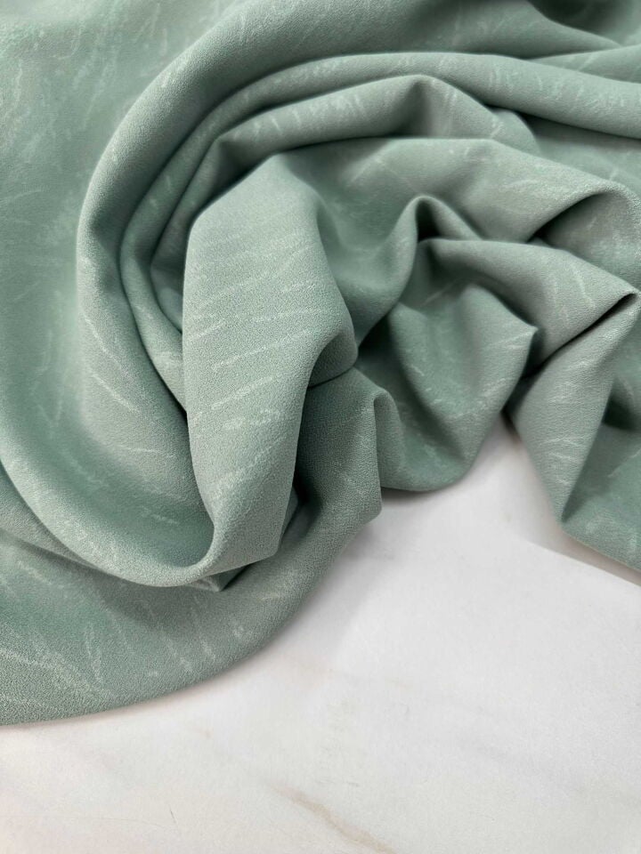 Fantazi Ürün Mint Yeşili Yakma Rubi Krep Dökümlü Yumuşak